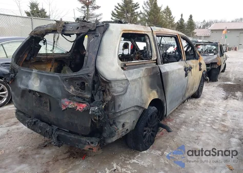 2016 Toyota Sienna Xle 8 Passenger z USA, uszkodzony, nr VIN 5TDYK3DC5GS755154